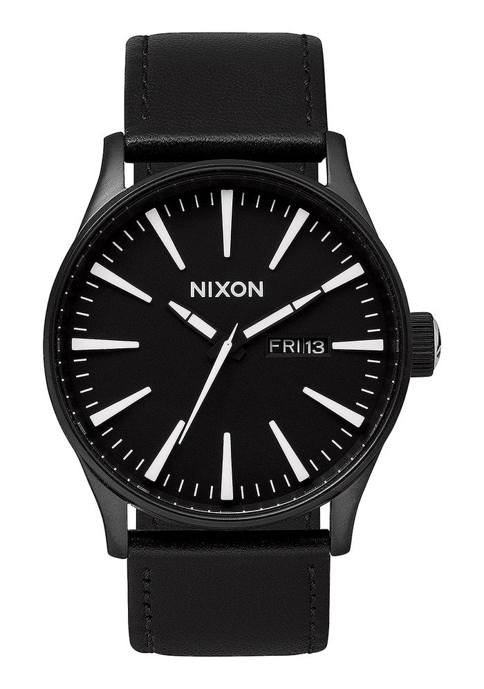 Jam Tanggan Nixon Sentry Leather: Tas Kulit Berkualitas dan Elegan
