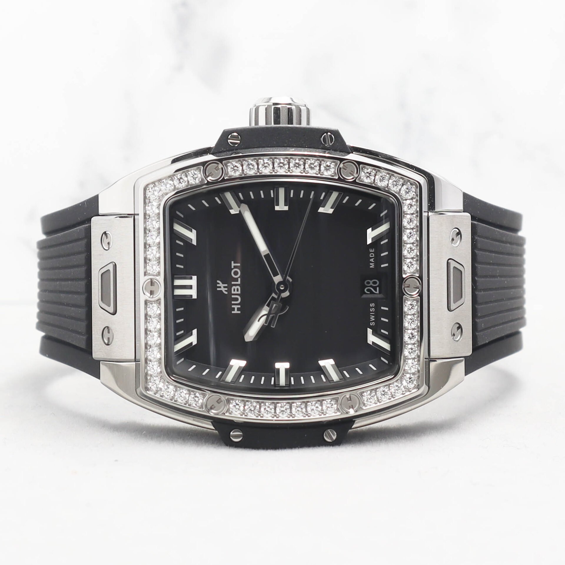 Jam Tanggan Spirit Big Bang Black Magic Diamonds 662.CX.1170.RX.1204