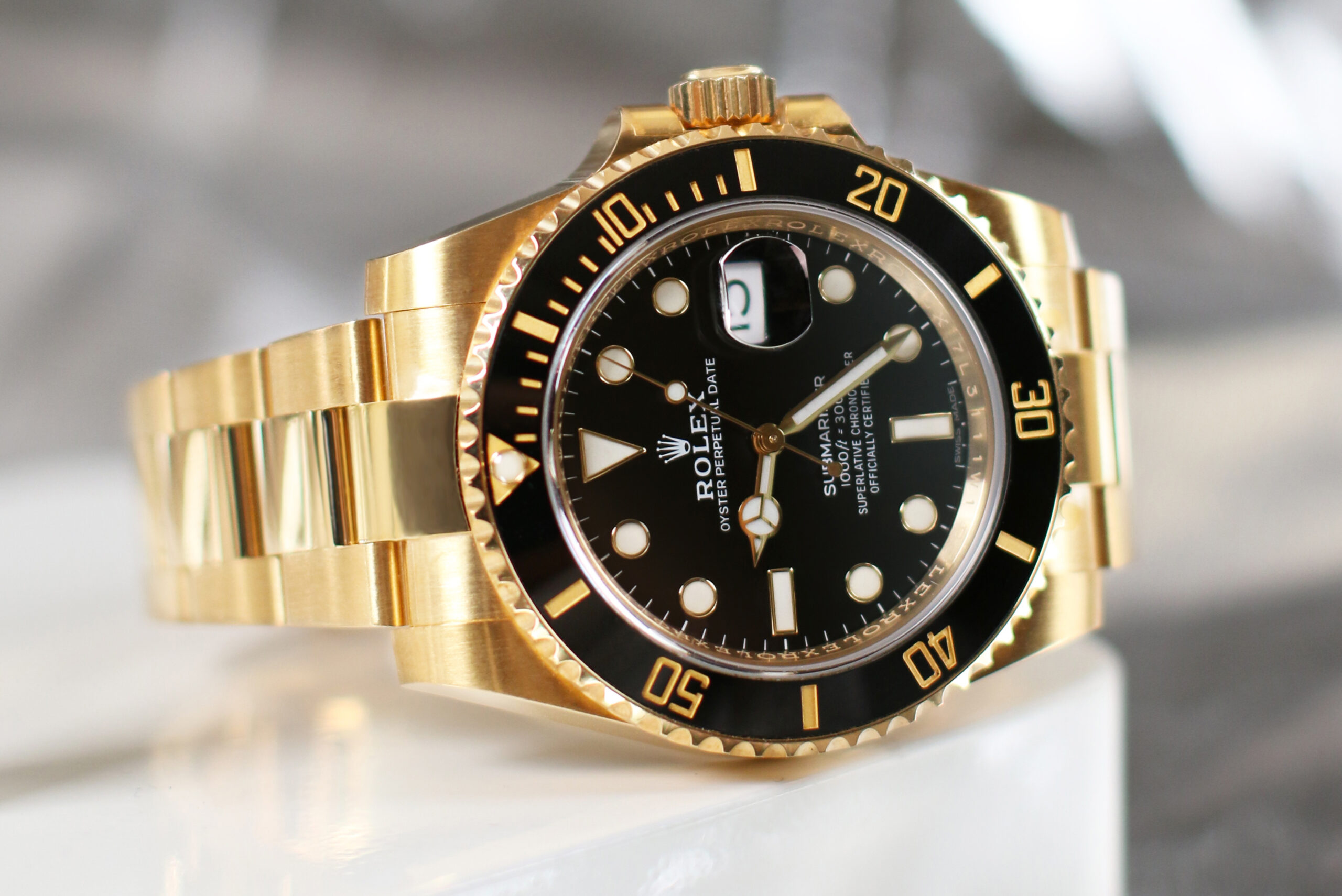 Jam Tangan Rolex: Keindahan dan Keunggulan Desain Mewah